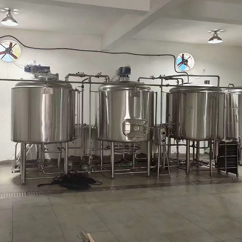 奉新精酿啤酒设备厂—如何延长精酿啤酒设备的使用寿命